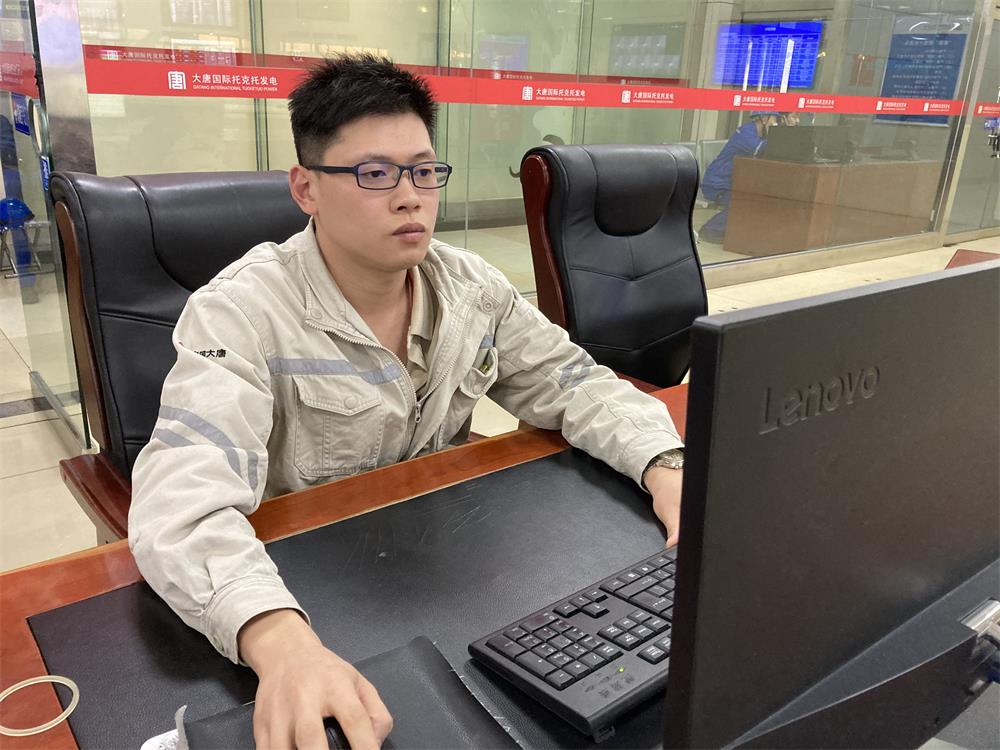 【奮斗大唐人】中國大唐技術(shù)能手｜王磊：堅持終會抵達夢想彼岸 (2).jpg